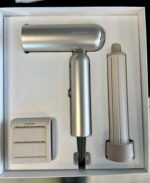 Prekės tipas: Plaukų džiovintuvai Prekės ženklas: Dreame Modelis: Pocket High-Speed Spalva: Titanium gold Galia: 1300 W Greičių skaičius: 2 Šaltas oras: Taip Apsauga nuo perkaitimo: Taip Temperatūros nustatymai: 3 Difuzorius: Ne Jonizavimo funkcija: Taip