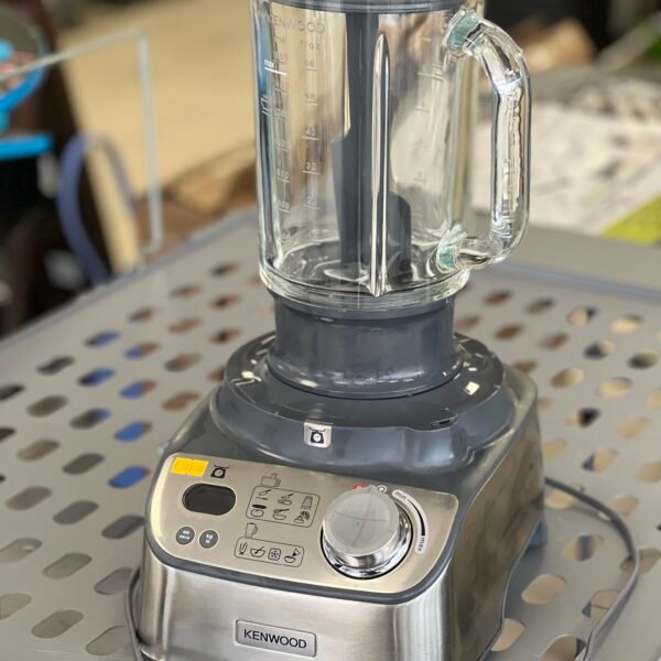 Naudotas KENWOOD blenderis FDM71
