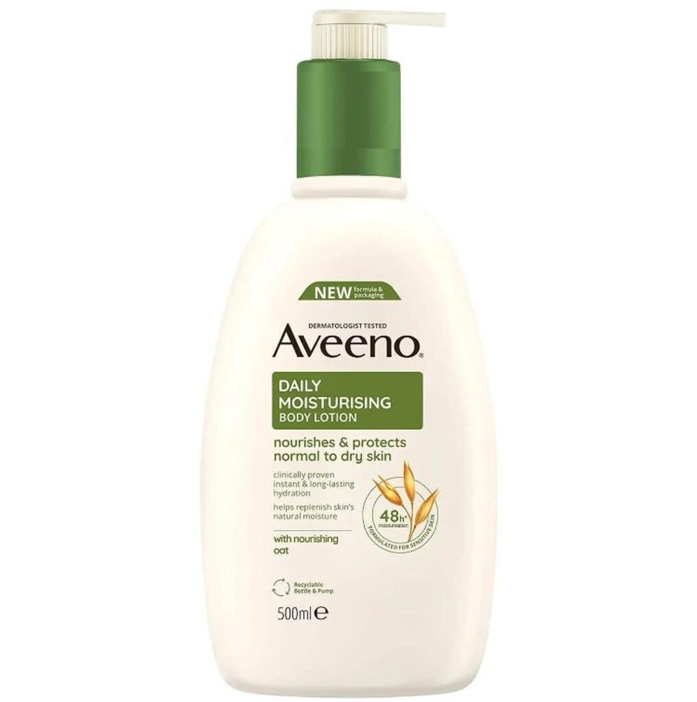 Aveeno Daily Moisturising Body Lotion bottle with green pump, 500 ml, for normal to dry skin
